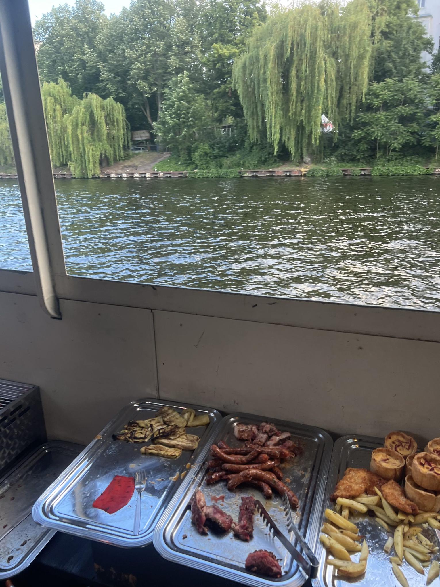 Buffet auf dem Schiff