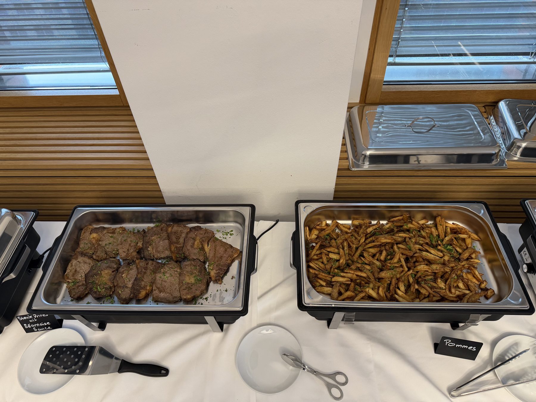 Steak Frites Buffet